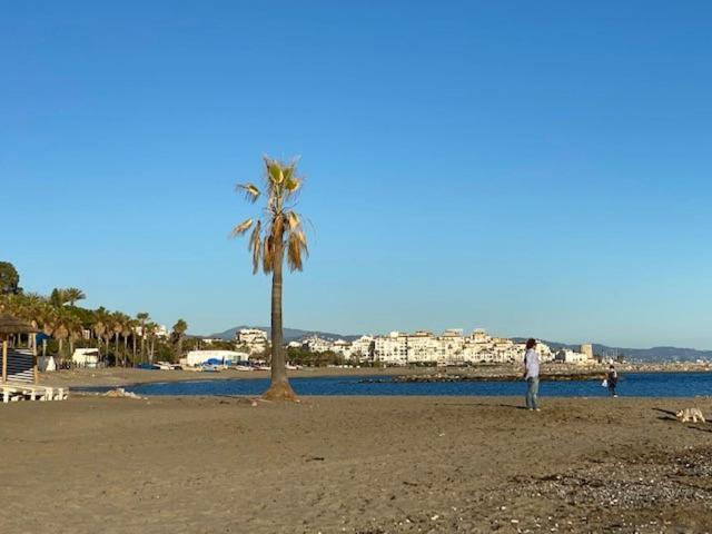 Palmsea Marbella-Estepona Buenas Noches Exterior foto