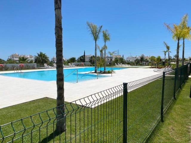 Palmsea Marbella-Estepona Buenas Noches Exterior foto